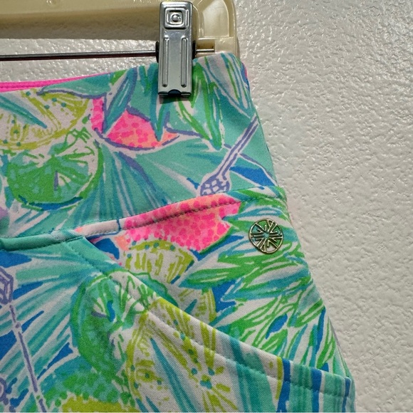 Lilly Pulitzer Luxletic Skort Size 2 Floral Tropical Golf - Picture 4 of 11